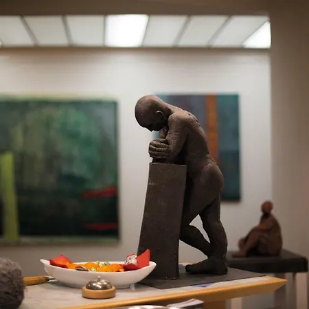 Business & Art Markgraf Szálloda 3*